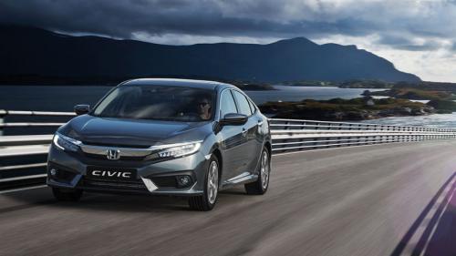 Consulter nos modèles HONDA CIVIC 4D